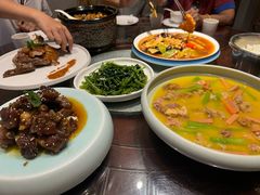-万重锦·人文川菜馆(骡马市店)
