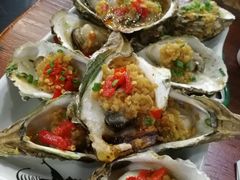 蒜蓉烤生蚝-大院涮烤·东北经典老味烧烤·铜锅涮肉(江南东路店)