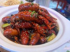-肥肥虾庄·金牌油焖大虾(首义路店)