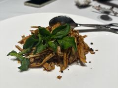 黑松露酱炒笋衣-大董(环贸iapm店)