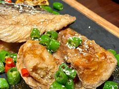 白味增三文鱼头-Brut Eatery Wine Bar & Restaurant (建国东路店)