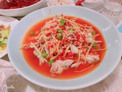 盐帮仔姜蛙蛙跳-孔雀云贵川·融合菜(长宁来福士店)