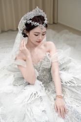 -拉瑞娜LaReine婚纱礼服高级定制