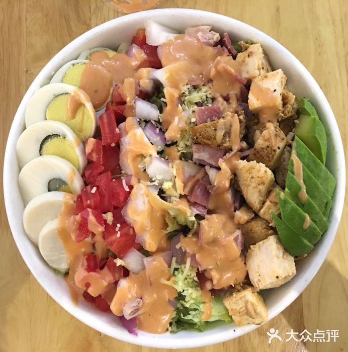 greenjoy绿享轻食(宁海路店)经典美式考伯沙拉图片