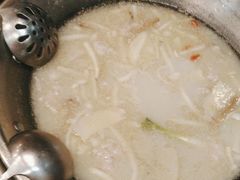 -老来福·非遗酸汤兔(凯旋路店)