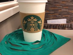 -星巴克(广州南站A18检票口楼上)