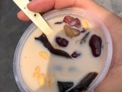 -八婆婆烧仙草(曾厝垵店)