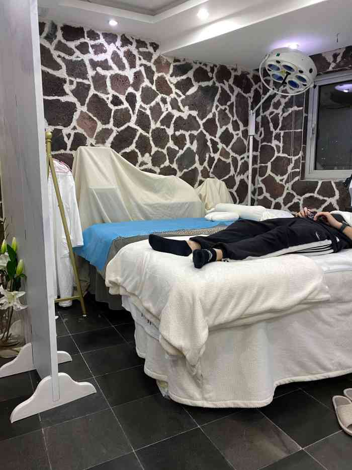 ns男士皮肤管理脱毛中心(南京西路店)