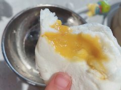 奶黄流沙包-港久茶餐厅(鹭洲里店)