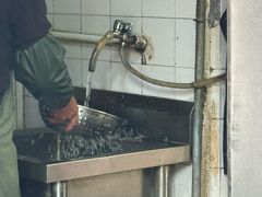 -梅记大块头爆鱼店(乍浦路店)