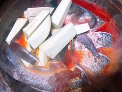 野生胖头鱼-满兴咱妈烀饼铁锅炖(兰州北街店)