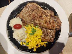 -豪客来牛排(重庆三峡广场步行街1704店)