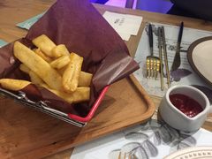 -麦甜创意轻食餐厅(西康路店)