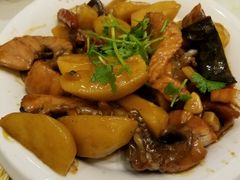 鳇鱼炖土豆-胖姐渔村(中源大道店)