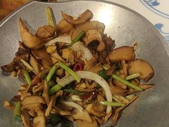 -卢大鲜鱼头捞饭(美利广场店)