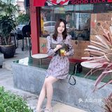 找到了一家宝藏咖啡馆，风格简约精致