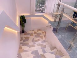 -茶发Salon·烫发染发理发