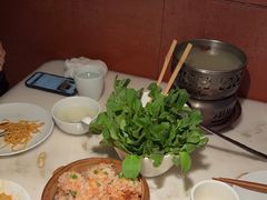 鸡汤煮鸡毛菜-初蓉丨遇见新川菜(亲贤街荣耀店)