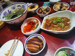 -窄巷子陕菜馆·地道陕西菜(粉巷店)
