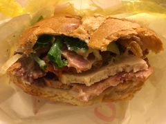 -Bánh Mì Huynh Hoa