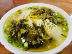 -胡成记口蘑龙眼包子(盐道街店)