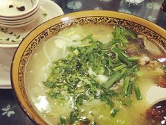 -桥香园云南过桥米线(金马碧鸡店)
