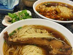暴鱼焖肉面-东吴面馆(凯马广场店)