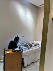 -悦指间美甲美睫
