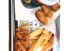 宽薯条-FATBURGER 特富客汉堡(外交公寓店)