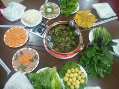 -银同牦牛肉火锅