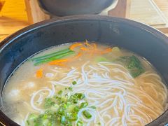 -勺子米线·云南传统小吃市集(四方街店)