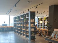 -魔方城市书房(中街益田店)