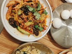 -青瓦餐厅·生鱼片·韩园烤肉(西塔店)