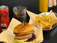 -shark burger·鲨鱼汉堡(交子大道店)