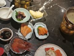 -半岛翡丽海鲜自助餐厅(观风亭店)