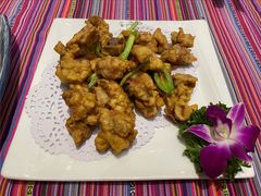 蒜香排骨-香巴拉云南餐厅(华莱坞店)