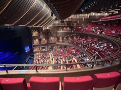 -交通银行前滩31演艺中心