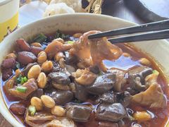 -包整·丝娃娃(一览甲秀楼风景店)