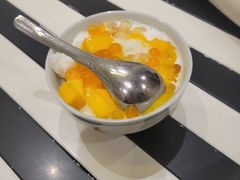 芒果牛奶冰-堂屋糖水店(愚园店)