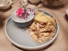 盐焗手撕鸡-尚一汤·粤菜海鲜(环球港店)