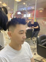 点击看大图 -川和潮人漂色·烫染·接发