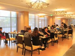大堂-新地酒店-湖畔自助餐厅