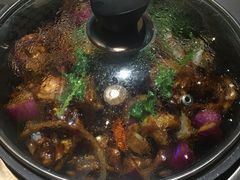 -胡须佬鸡煲四季火锅店(石厦西村直营店)