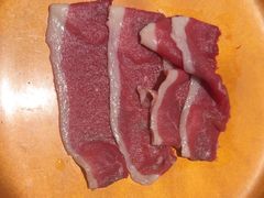 -牛YO寿喜烧·铁板烧和牛火锅自助(市府恒隆店)