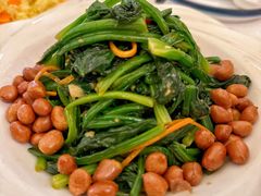 果仁菠菜-阿布都新疆音乐美食城(长湖路店)