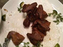 招牌手撕乳鸽-上海小南国(正大店)