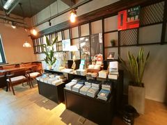 -阅西安新华书店(翠华南路店)