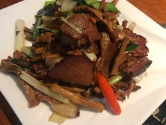 -黑鸡小馆(金源店)