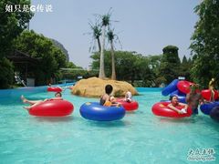 -热带风暴水上乐园(新镇路)
