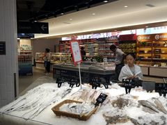 面包甜点陈列柜-家家悦生活港自助餐厅海之恋(W37店)